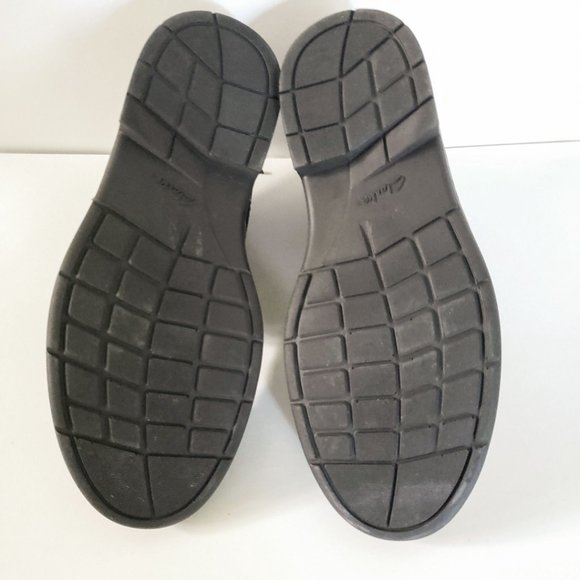 Clarks, Men's Kyros Mid, Brown Tumb,Casual Boot Size U.S. 8 M, Model 261-10607 - Picture 10 of 12